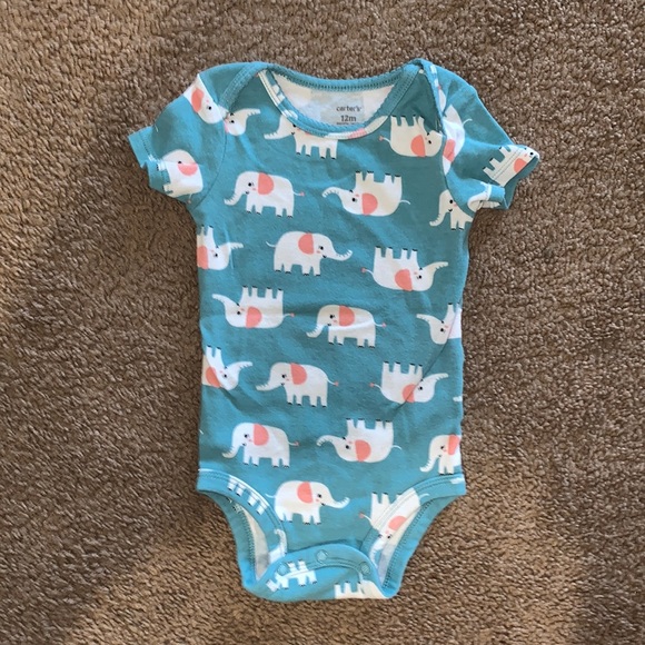 Carter’s Onesies - Picture 5 of 6
